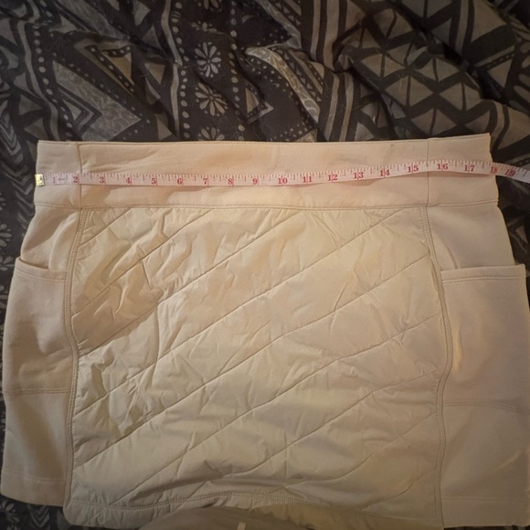 Women's Smartwool Smartloft™ Skirt in Almond. Size large. - Picture 4 of 15